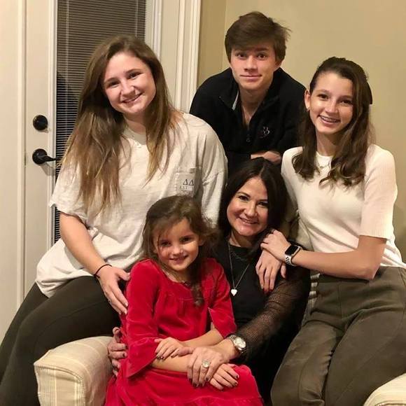 Meet your Posher, Christi - Picture 1 of 1